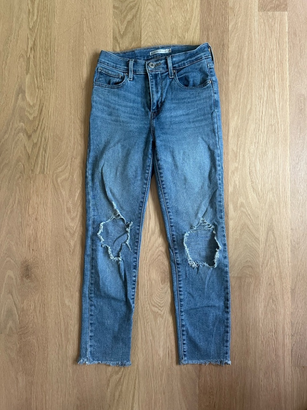 Levi’s High Rise Straight Crop Jeans 25 Distressed Ripped - Picture 2 of 4